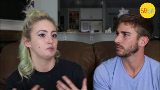 Living With 12 Personalities (Dissociative Identity Disorder)